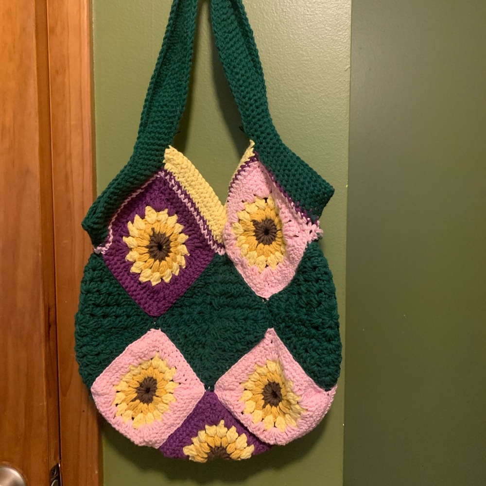 Crochet sunflower purse